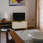 Casa Di Zia Rosy Lägenhet